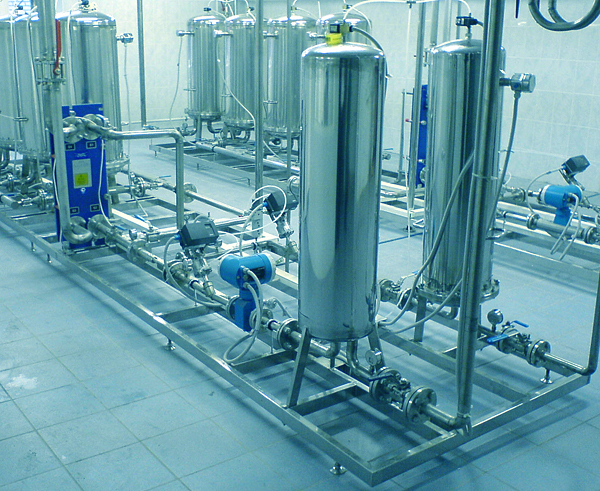 HART flowmeters at Moscow Kristall Distillery. WinCon 8000 with Micro TRACE MODE 6.